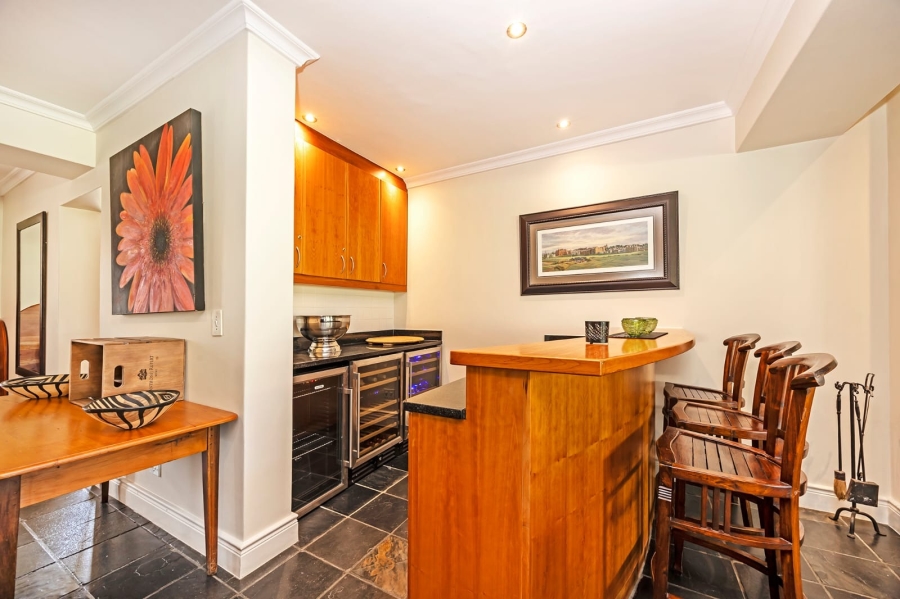 4 Bedroom Property for Sale in Boschenmeer Golf Country Estate Western Cape